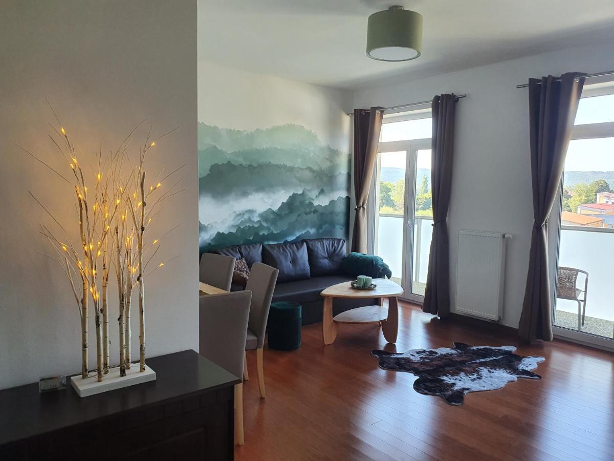 Apartman S Wellness Apartment การ์โลวีวารี ภายนอก รูปภาพ